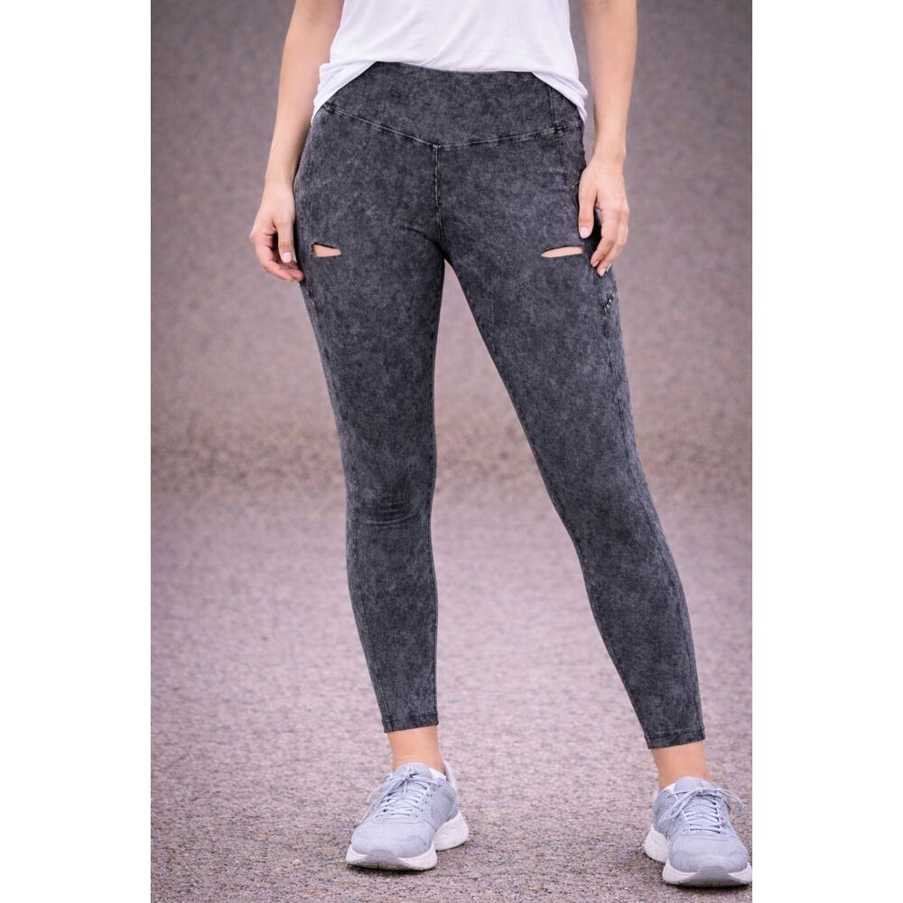 Marc New York High Rise Distressed Long Legging XL